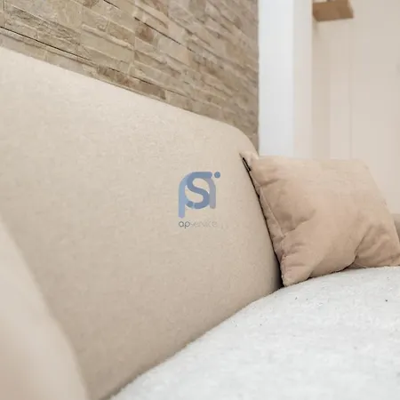 Al Posto Giusto - Self Check In * تْشيفالو